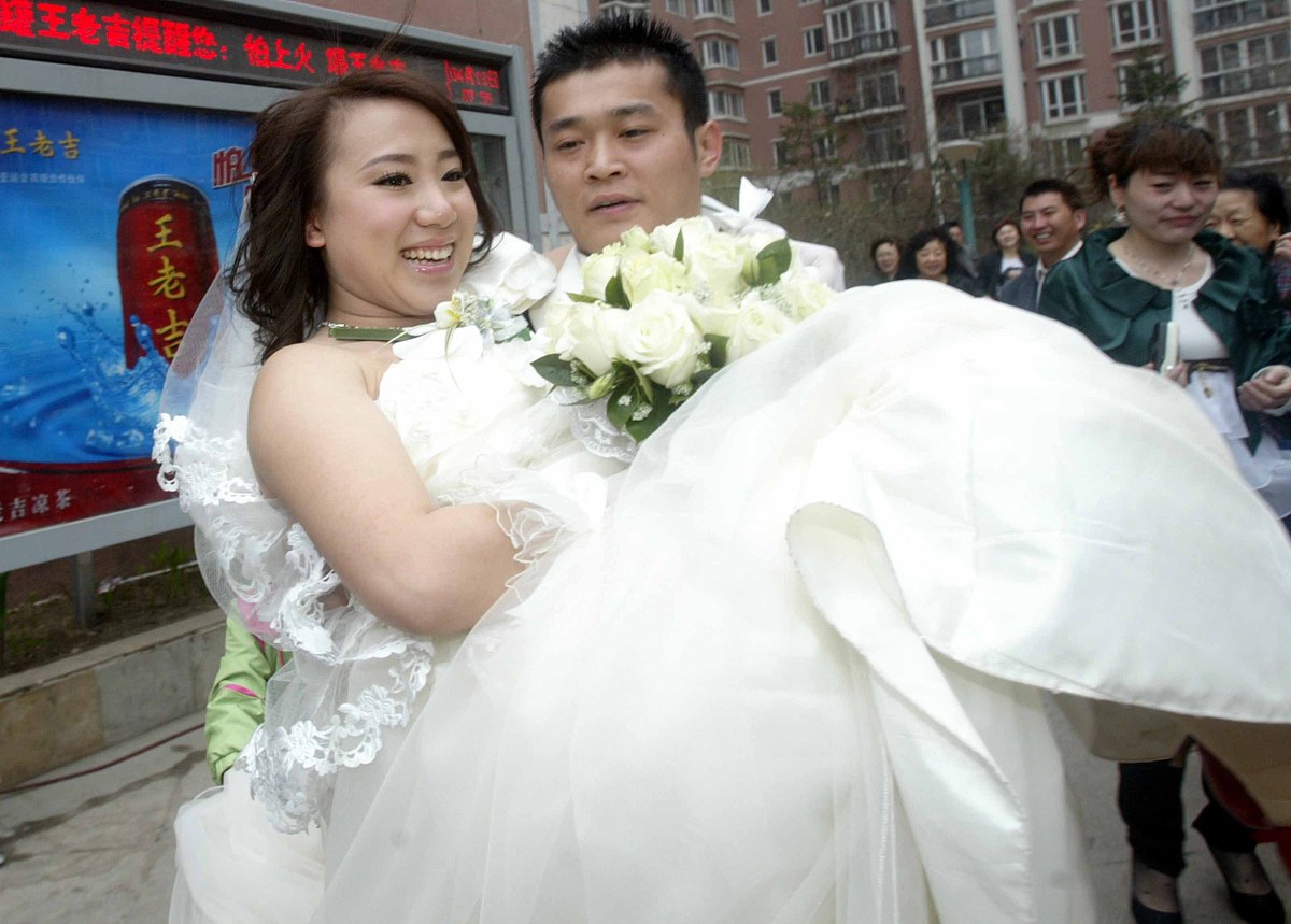 婚庆短视频脚本：打造浪漫婚礼，从策划到执行