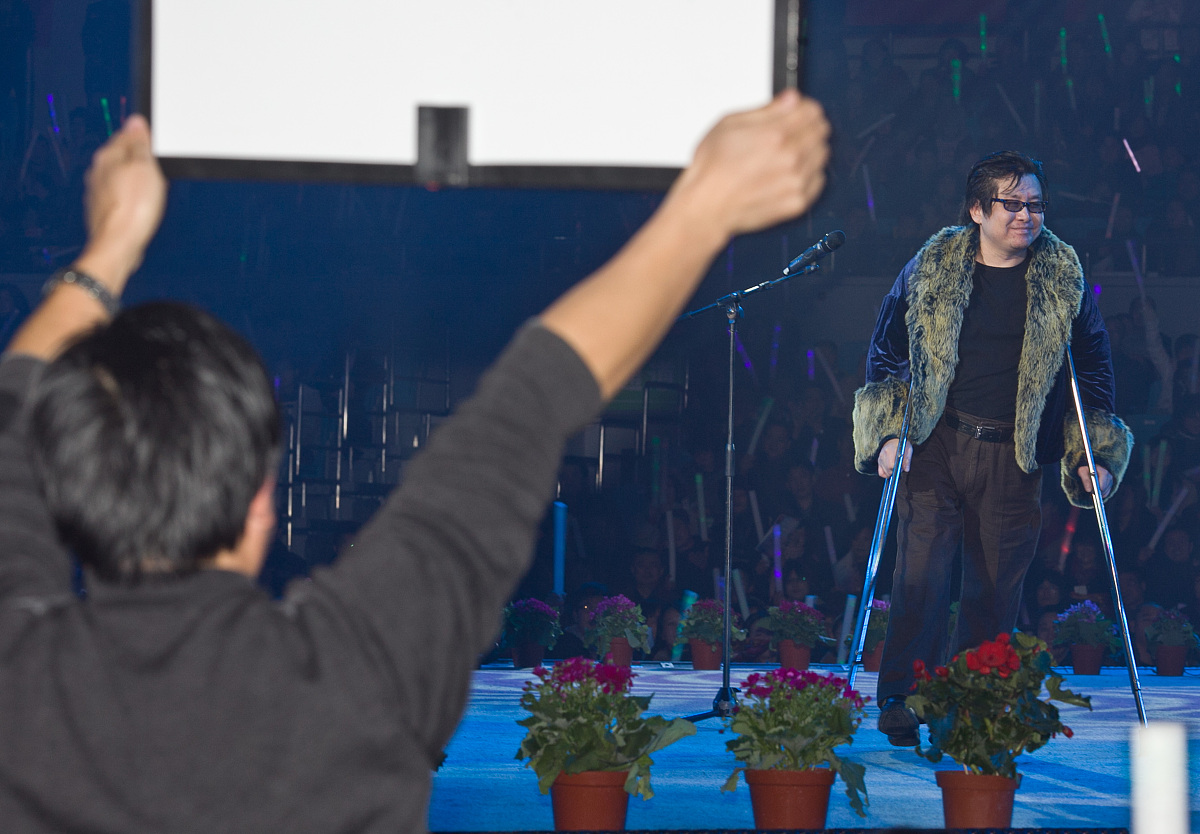 2011年12月31日, 浙江舟山,港台歌星跨年演唱晚会在舟山体育馆举行.**