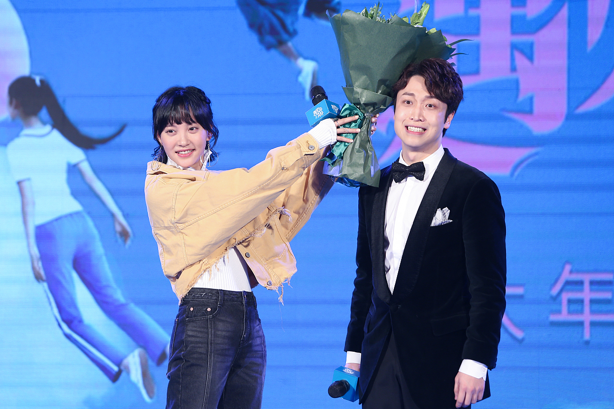 一首深情款款的500字情诗，献给我的爱人