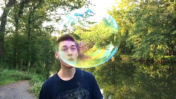 [图]别人吹的大泡泡为什么不会破?原来泡泡水有秘方,而且还很简单!