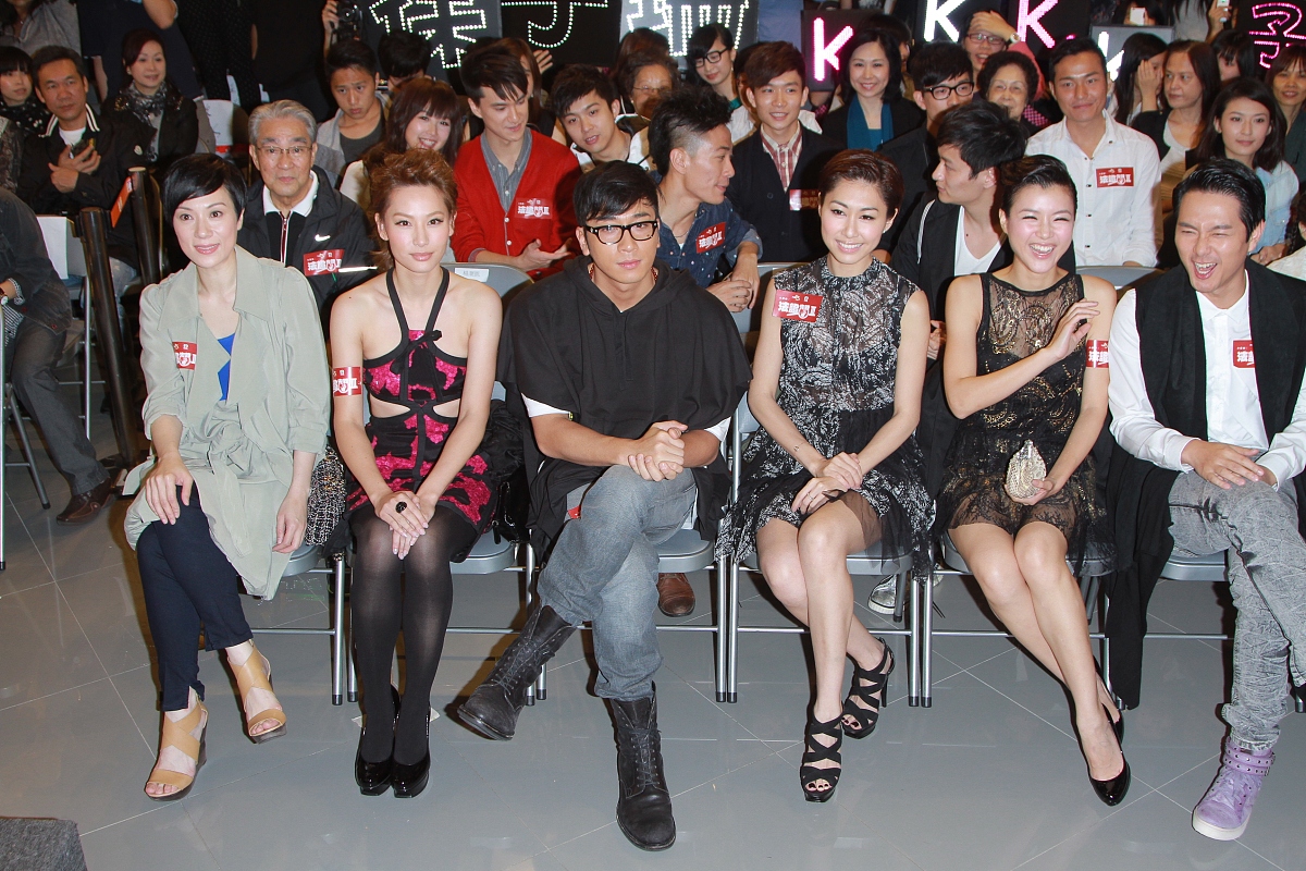2011年11月20日讯,香港,《法政先峰3》大结局直播会举行.***_***张可