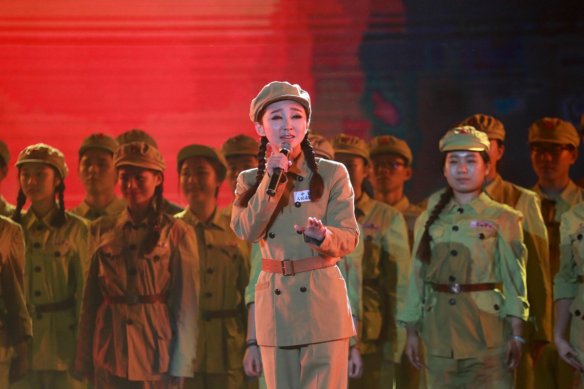 高山下的花环：中国民歌经典之作