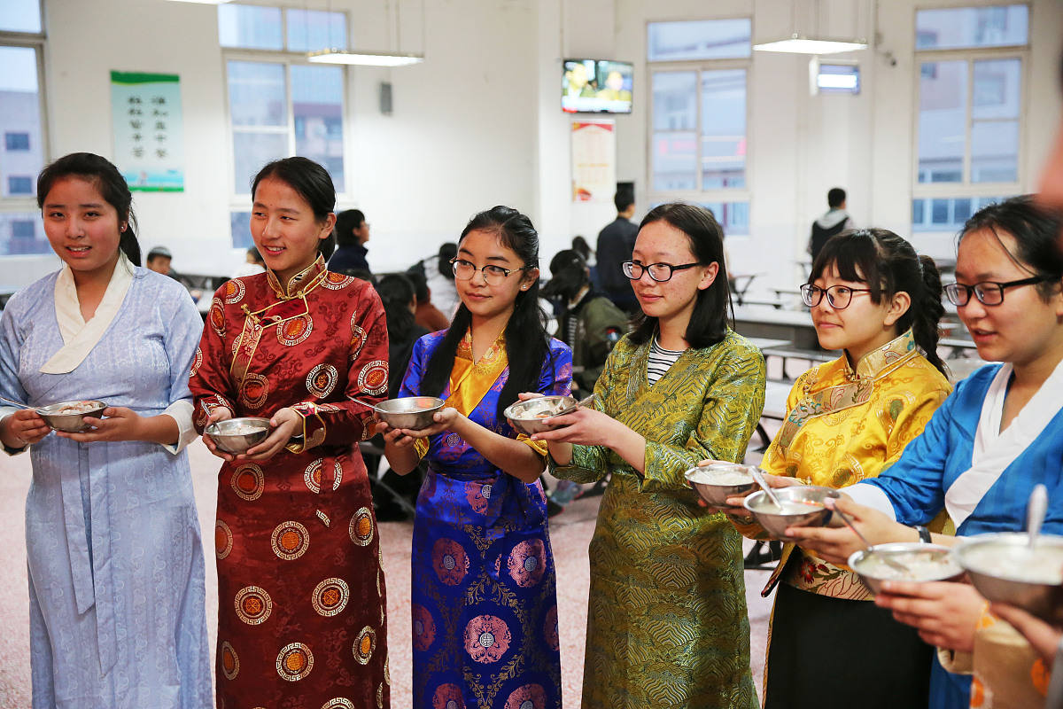 黔东南州民族高级中学2023年招生简章 - 报名条件及录取政策