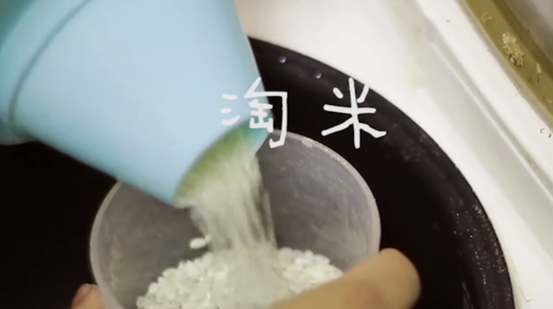 一分钟能做什么?!一分钟教会你皮蛋瘦肉粥