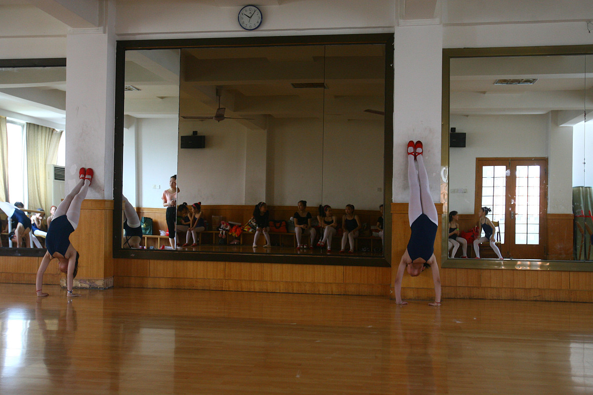 (宁波,杭州平面媒体7月6日8时前请不要下载)  2011年7月5日,宁波市中