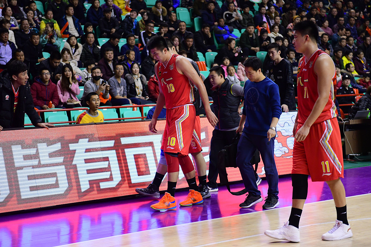 2016年12月2日,辽宁本溪,16/17cba第13轮,辽宁衡业vs八一富邦.***_***