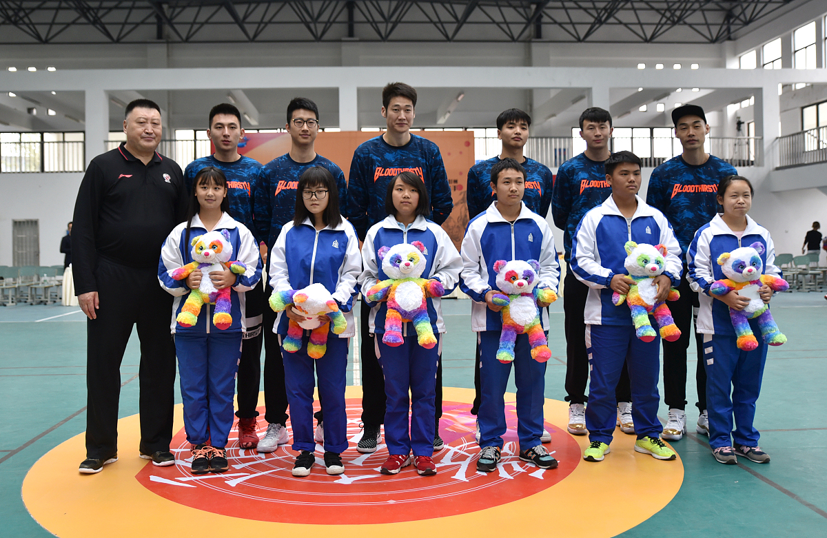 成都护理学校2019年招生简章 - 报名条件、专业设置、就业前景