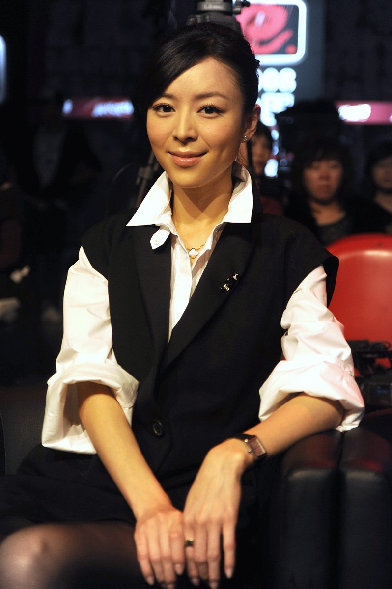 2009年2月27日讯,北京,娱乐节目《娱乐现场》十周年庆典举行发布会.**