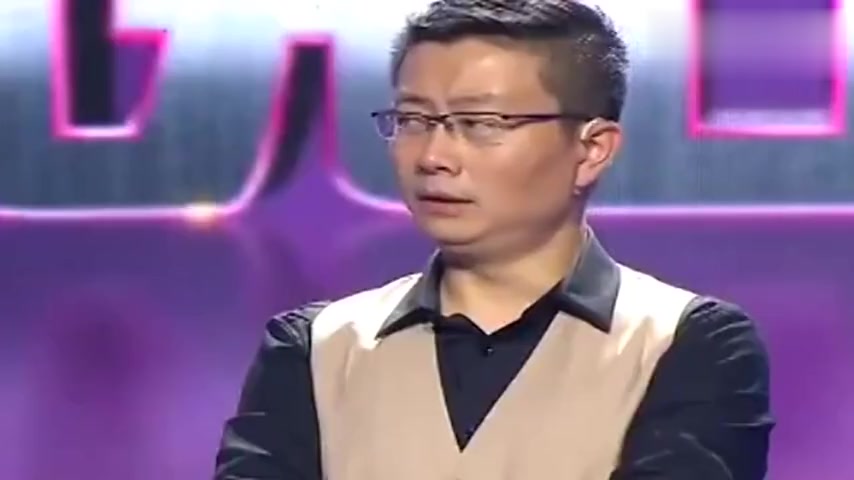 男生屏蔽女生发暧昧朋友圈,主持人调侃:女生别多想,哭鼻子就行