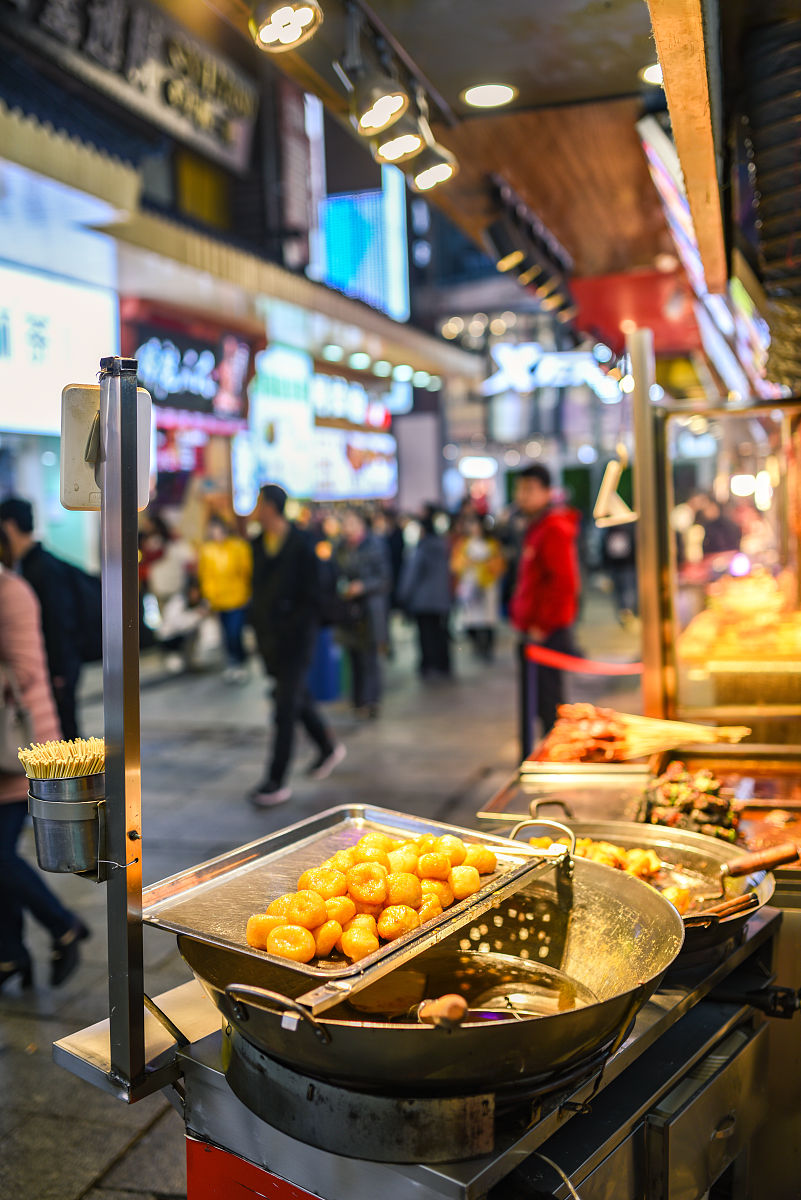 同学们相聚长沙欢度五一祝福他们幸福健康。怎么说通顺一点话多一点的