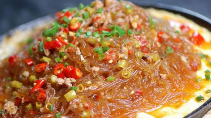肉末炒粉条容易粘锅?学会这招,粉条炒的劲道不粘锅,上桌秒抢光