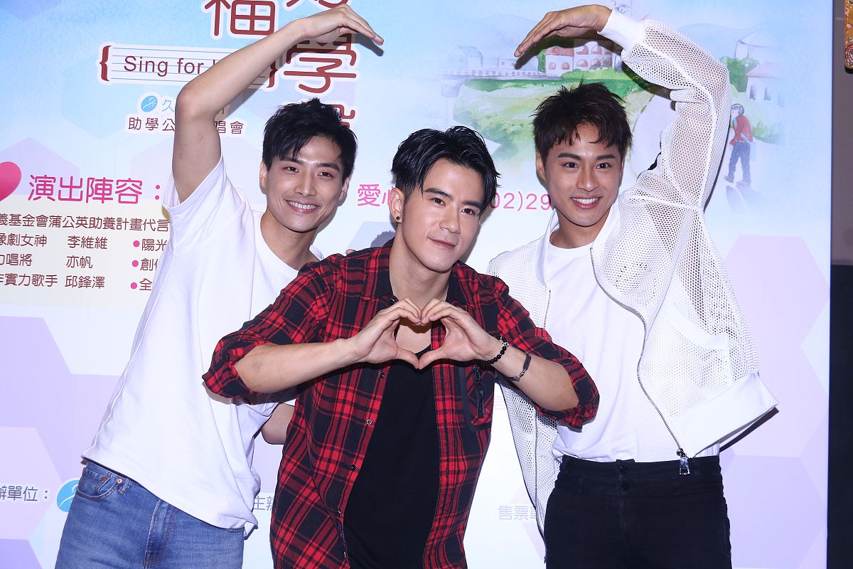 《倒数说爱你》定档4月28日！陈飞宇、周也上演穿越时空的浪漫爱情