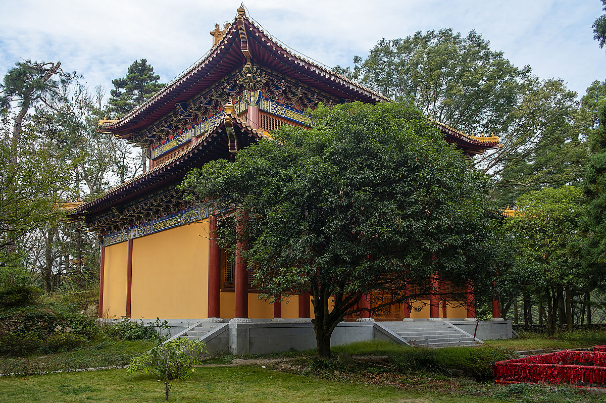 2019年10月17日,江西庐山大天池天池寺.