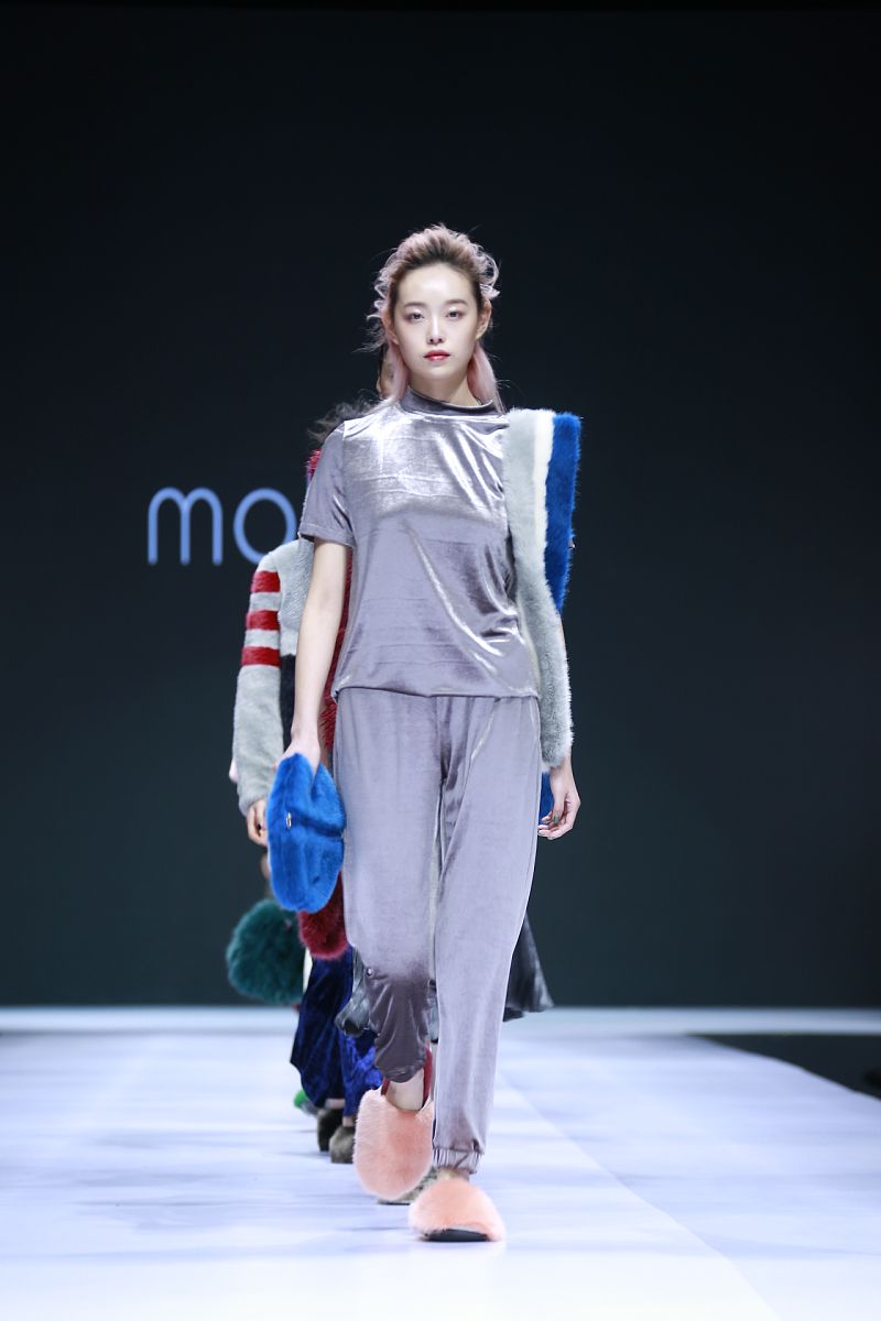 2022年赣州服装职业技术学校招生简章 - 报考指南