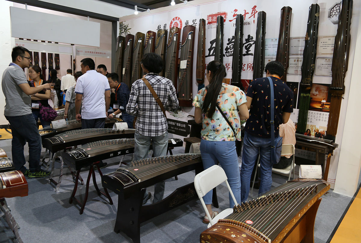 余音绕梁，声动人心：传统乐器文化体验展