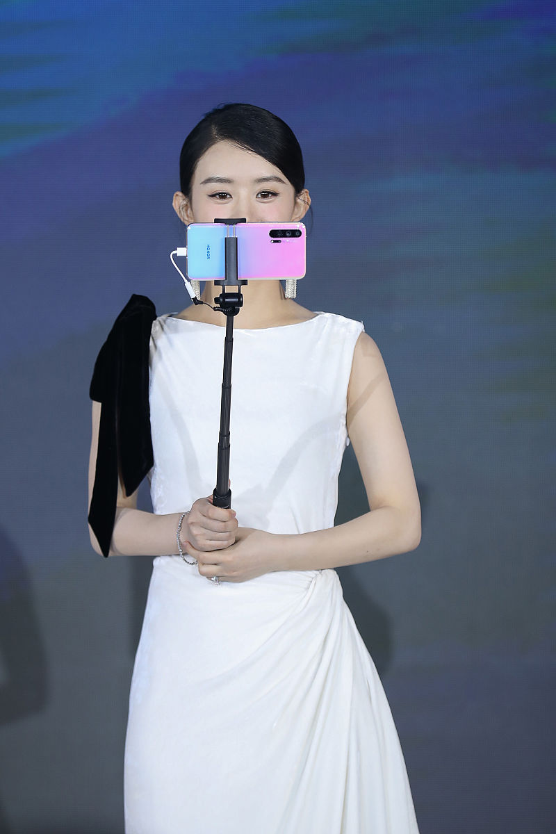 华为VS苹果：段子揭秘谁才是科技之王