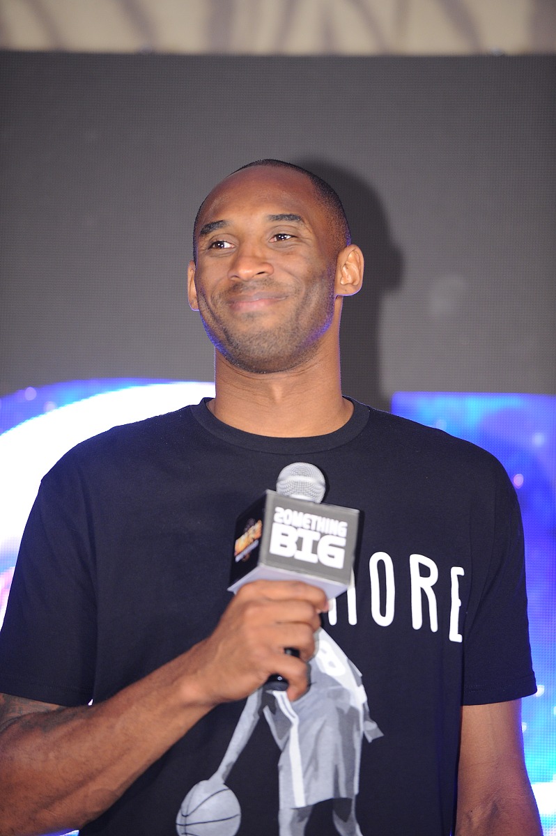 Kyrie Irving 国籍：出生澳大利亚，拥有美国国籍