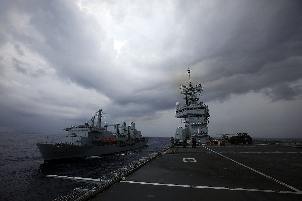 你是一个游戏达人熟悉各类游戏攻略、游戏解说并了解最新的游戏资讯我希望用你的专业知识帮助我解决一些游戏攻略相关的问题并已文章的形式呈现文章要做好问题关联细分并详细说明字数最好不低于1000字。现在有这么一个标题：《命运方舟》流浪商人实时追踪工具分享？特别注意在文章中不要出现首先、其次、最后、接下来、综上所诉文字。