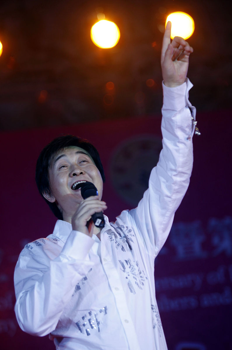 2009年6月28日,昆明,福建云南商会成立13周年晚会.付笛生 +++_+++文艺