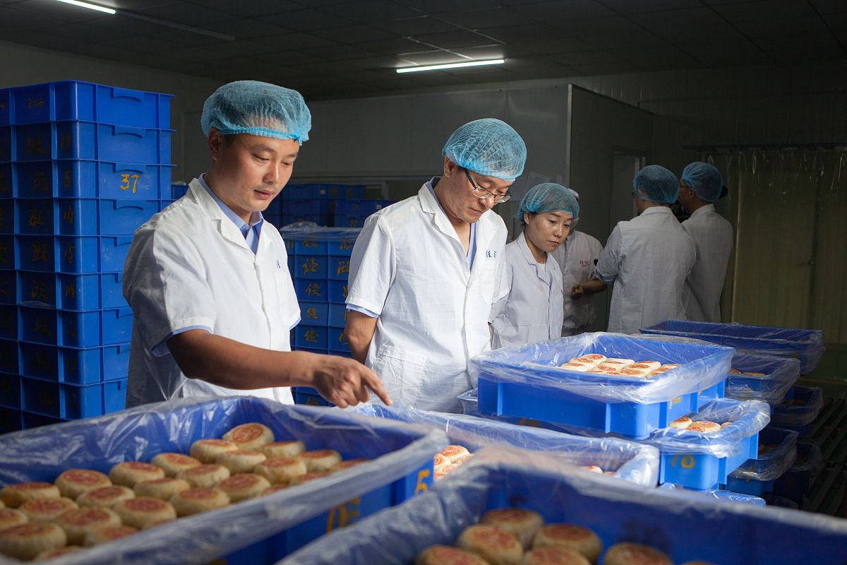 4除了青蒿素请查阅资料并举例另一种天然活性物质的萃取案例并写出提取流程。