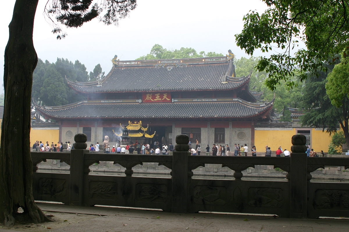 2006年5月2日,浙江,宁波阿育王寺.天王殿+++_+++浙江,宁波,阿育王寺,