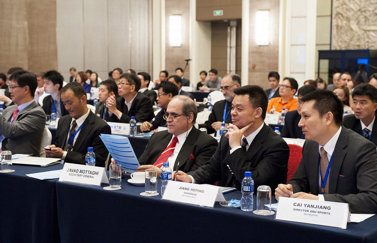 红墙先锋报道平台的作用