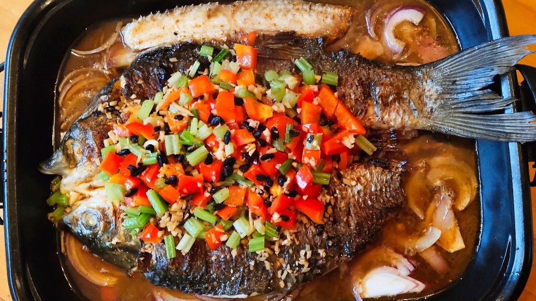 豆豉烤鱼,这样发酵豆豉做烤鱼更香,简单方便