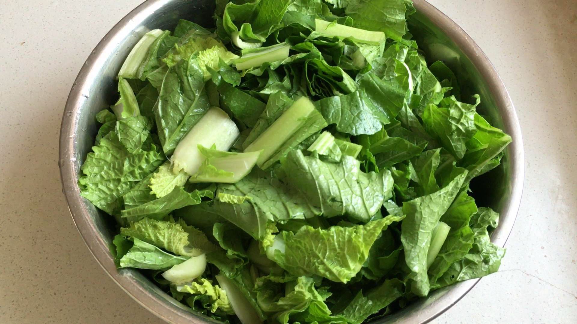 小白菜这样做太好吃了,不油炸,不凉拌,简单一做,出锅就吃光光