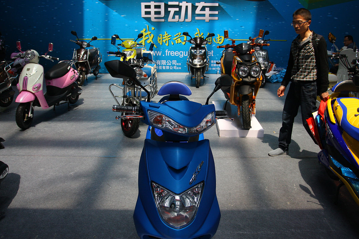 教科書第 4 章「新龜免賽跑的啟示」四個戰局中各戰局的勝利者 為誰 並分別指出其致勝關鍵為何並得到哪些啟示