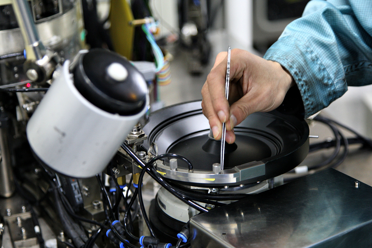 重庆微电子工业学校2022年招生专业：微电子技术，未来发展前景广阔