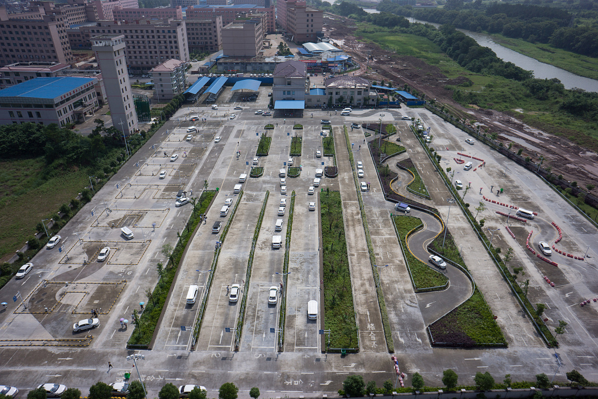 浙江省物业经理的证书费用？怎么考？写一篇200字文案