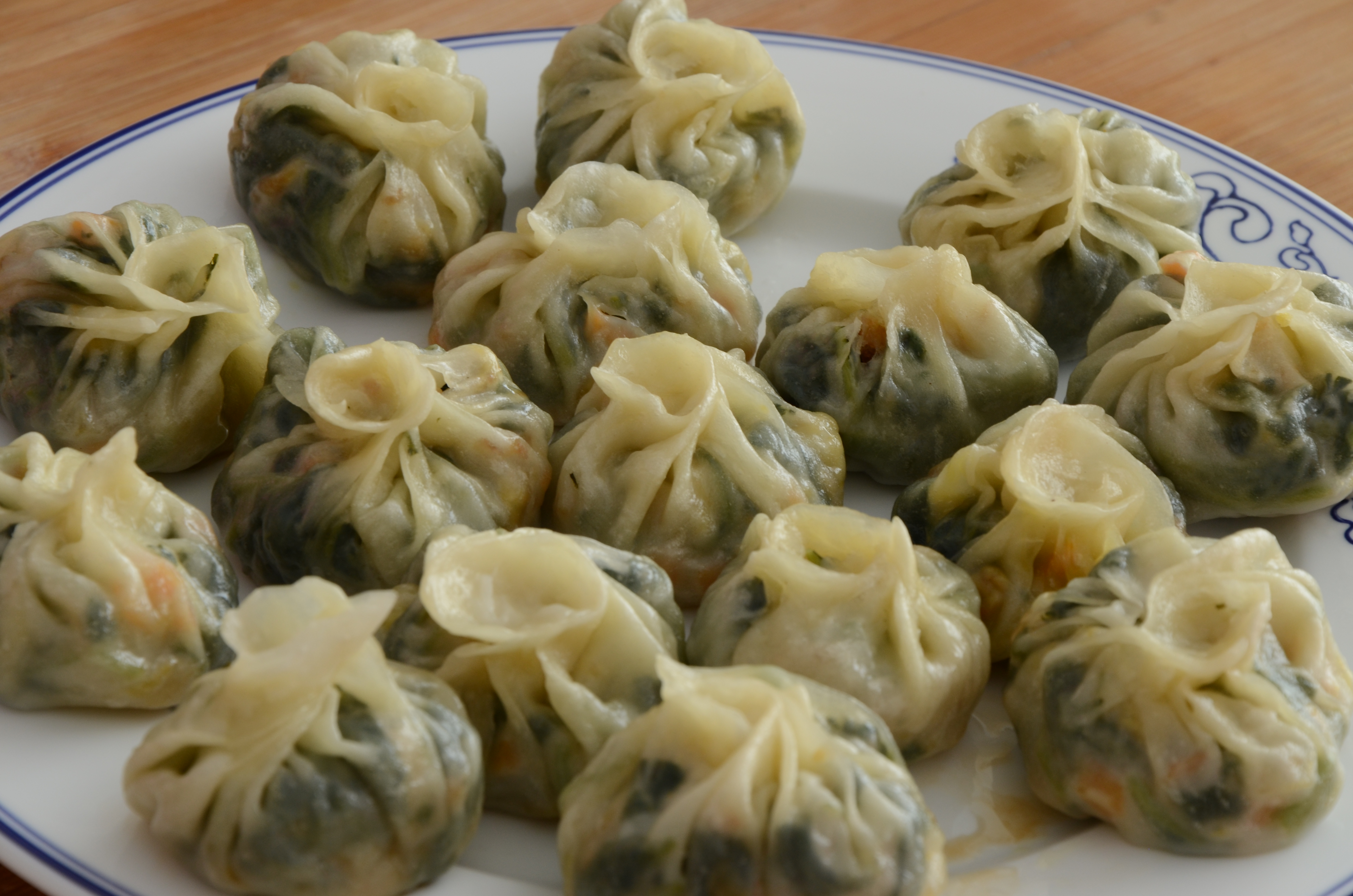 夏天多给孩子吃这菜,含钙多,用它做包子,不揉面不擀皮,真好吃