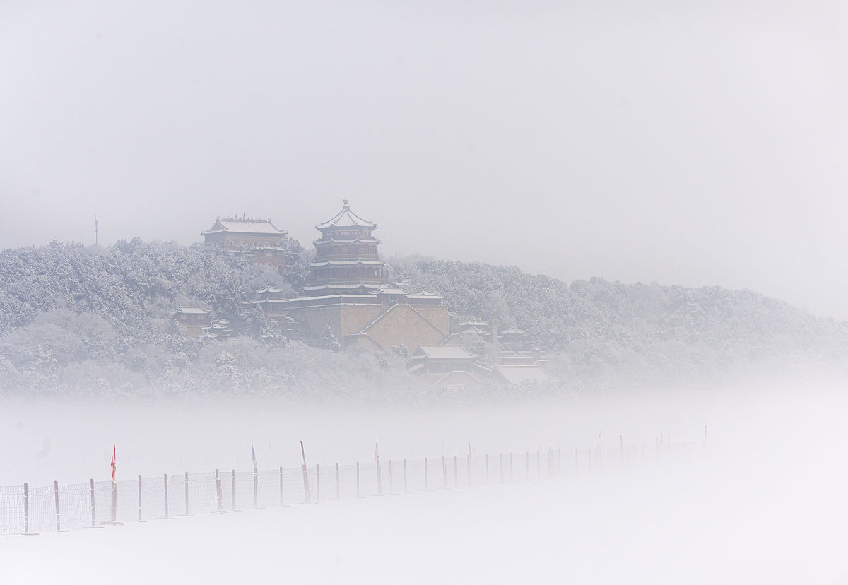 天上白玉京，十二楼五层：探寻中国古代神话中的仙境