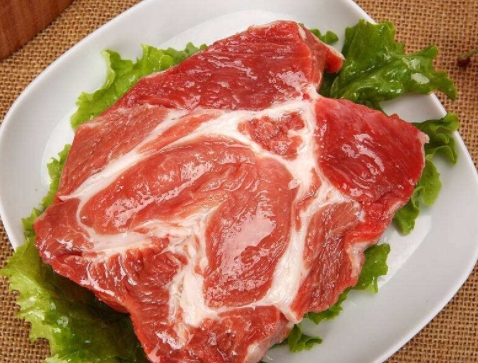 猪身上最好吃的肉，很多人没吃过，里脊肉不如它，碰见别错过