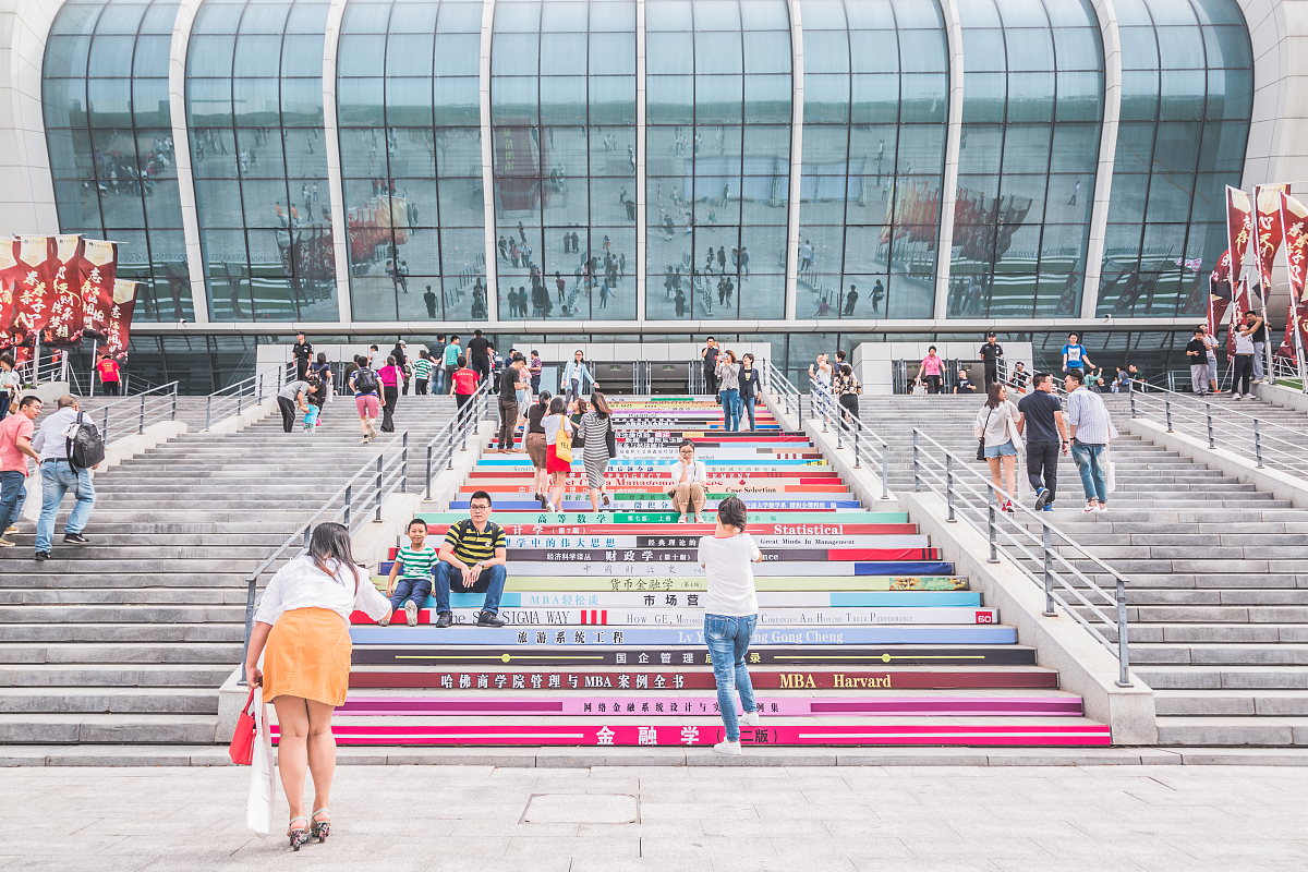 宜宾市职业技术学校专业介绍 - 2018年招生