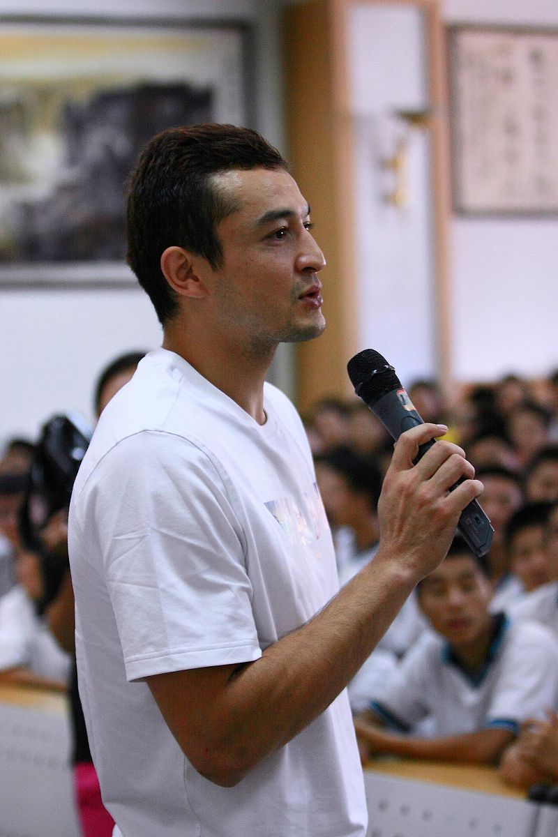 林羿芝的乐观与努力：一个胖女孩的故事