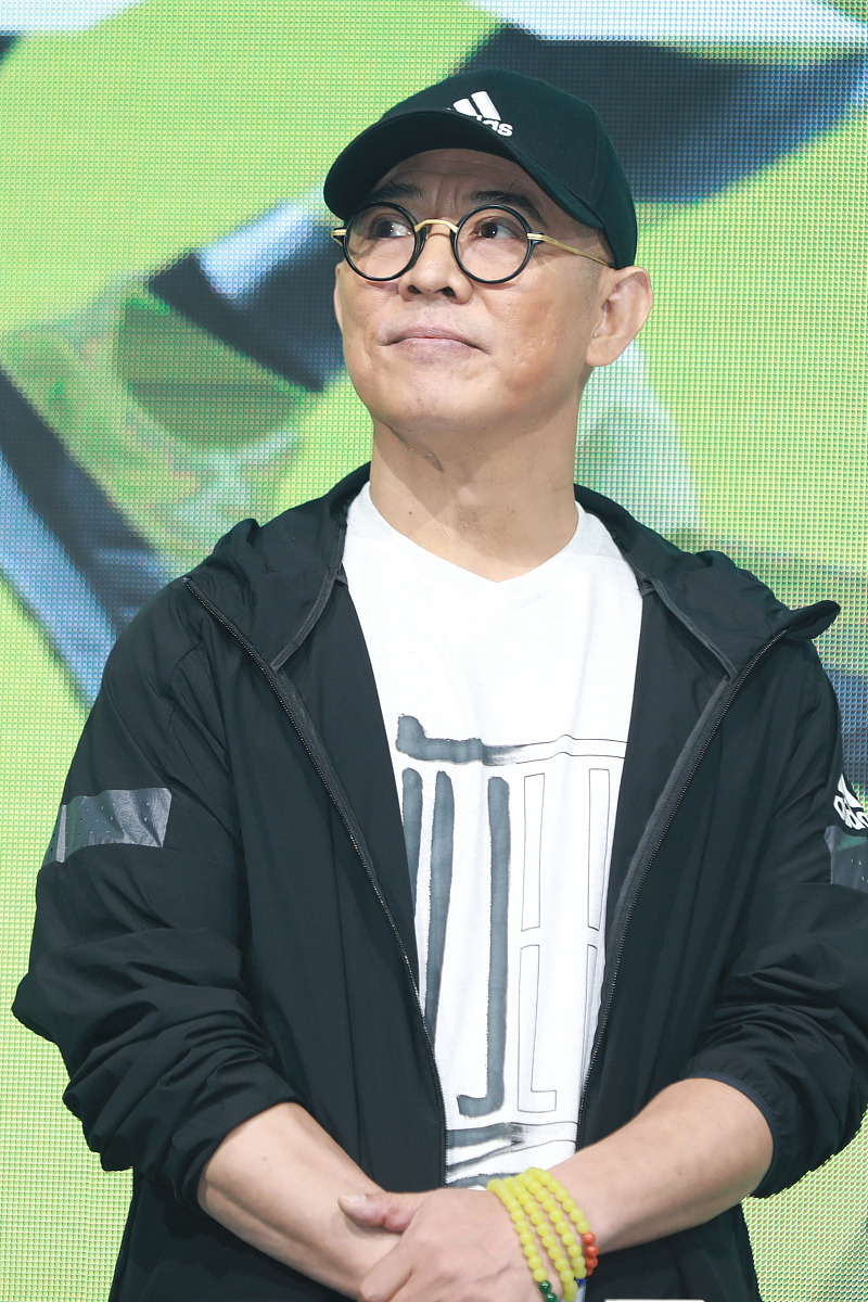 计算6人平均身高 - 详细步骤和解答