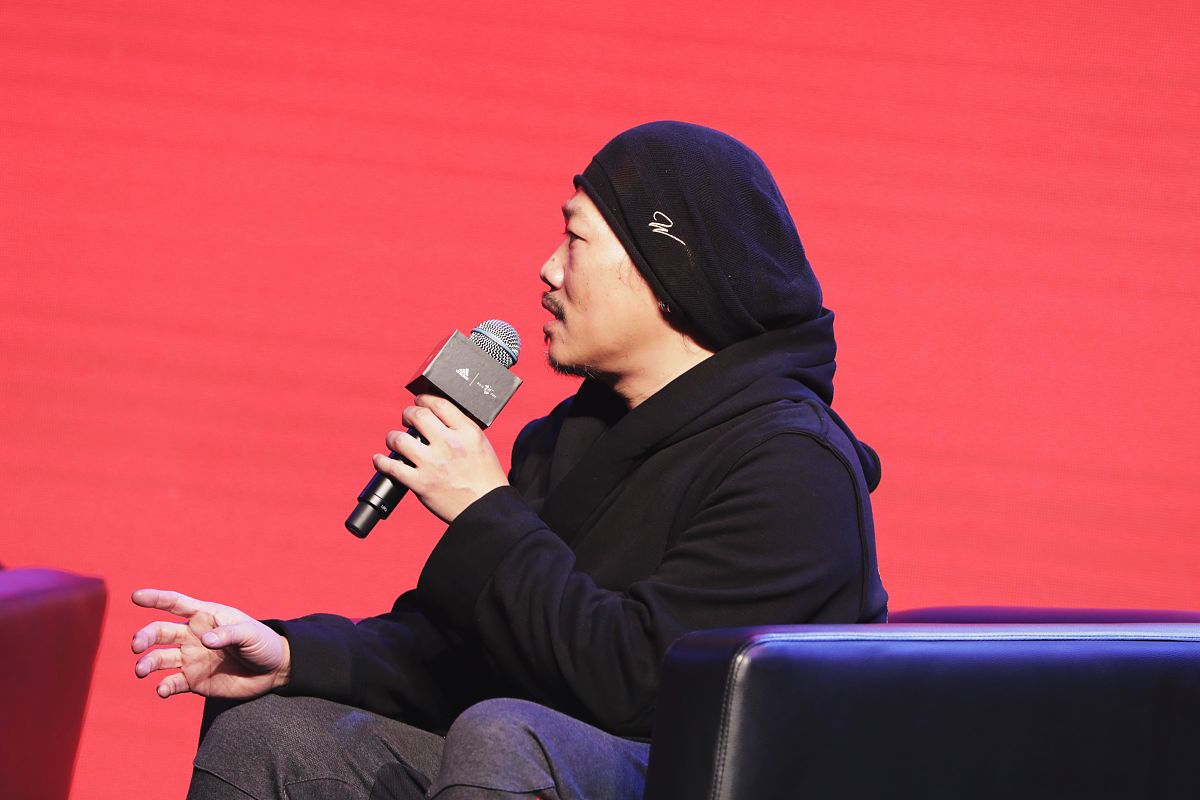 模仿方文山歌词：深情告白，爱如星辰般闪耀