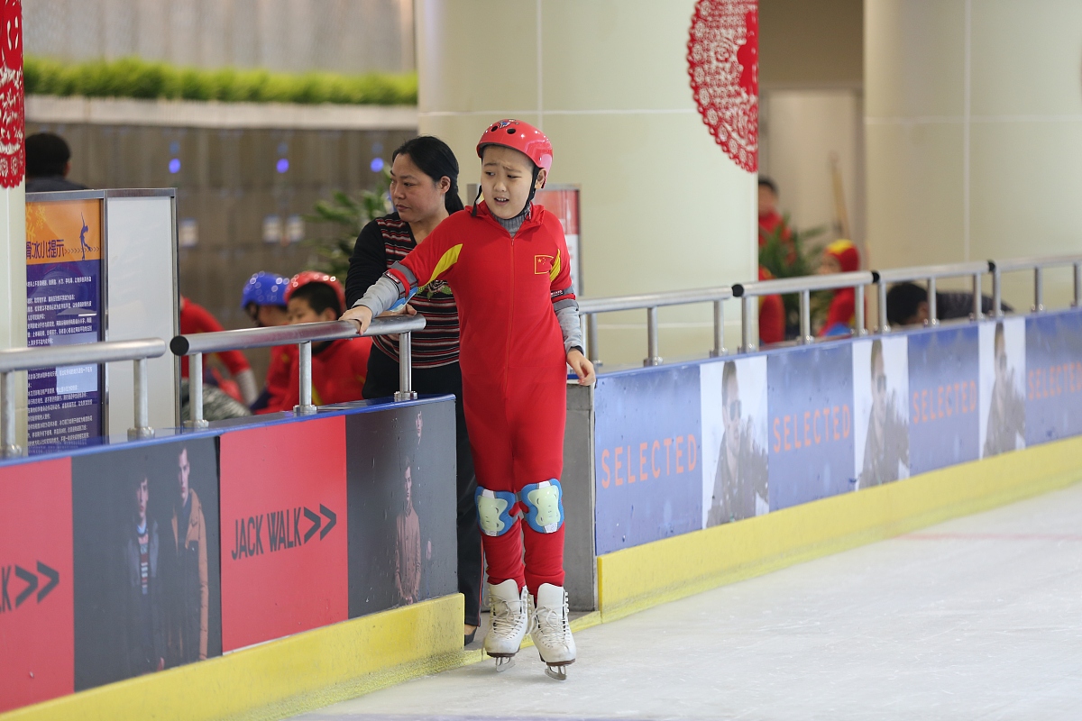 潍坊商业学校新增专业：市场营销、电子商务、物流管理、酒店管理