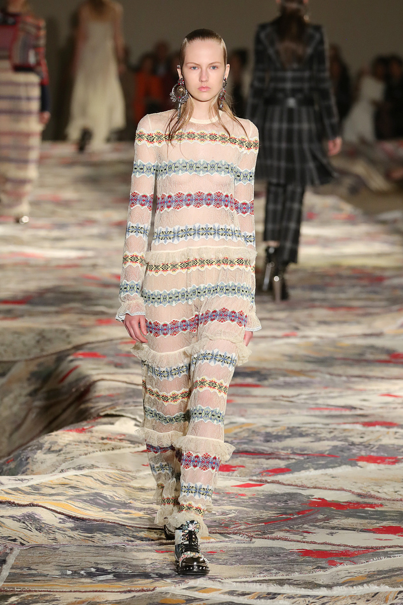 时装春夏系列有几种品牌