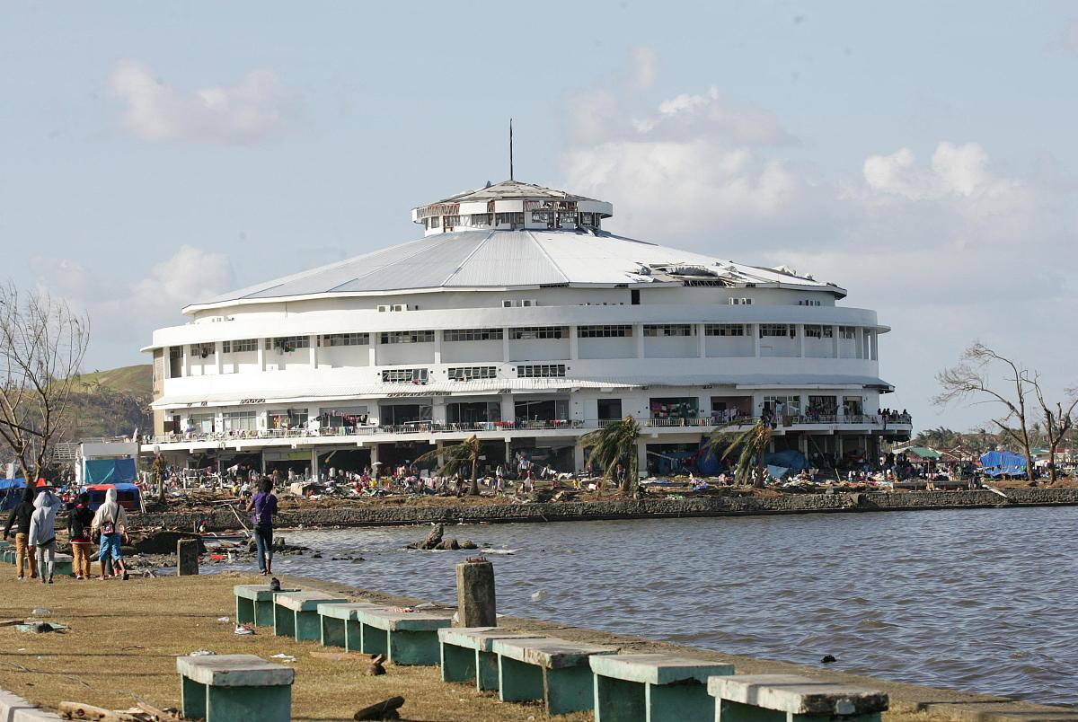 卡努台风登陆地点：菲律宾中部地区