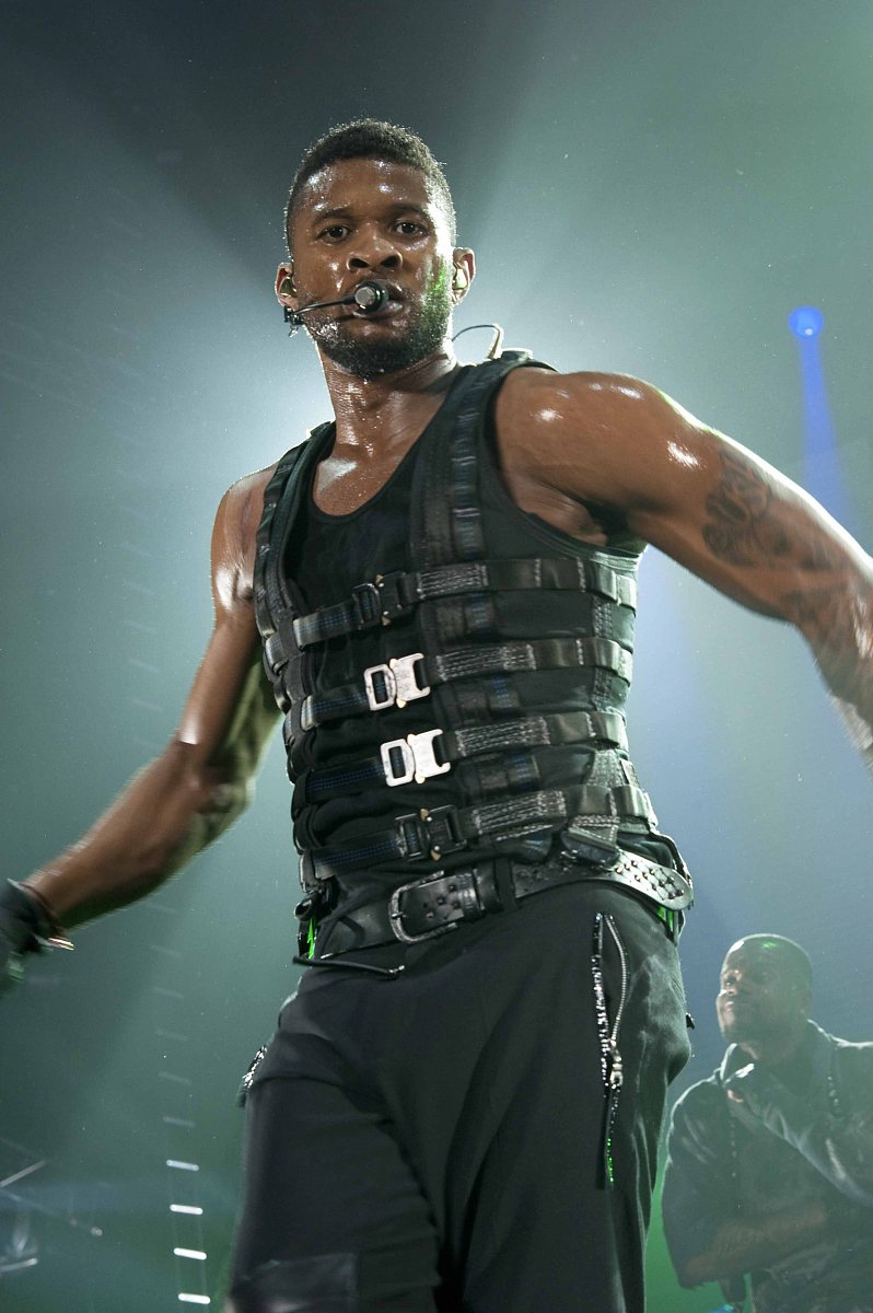 2011年1月24日讯,法国马赛,当地时间1月21日,亚瑟小子(usher)世界巡演