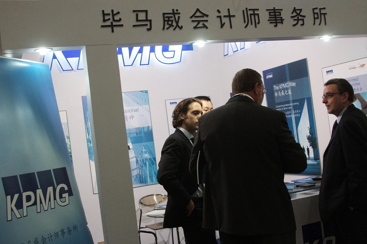 重庆市轻工业学校会计事务专业就业前景：薪资待遇、发展方向、就业率