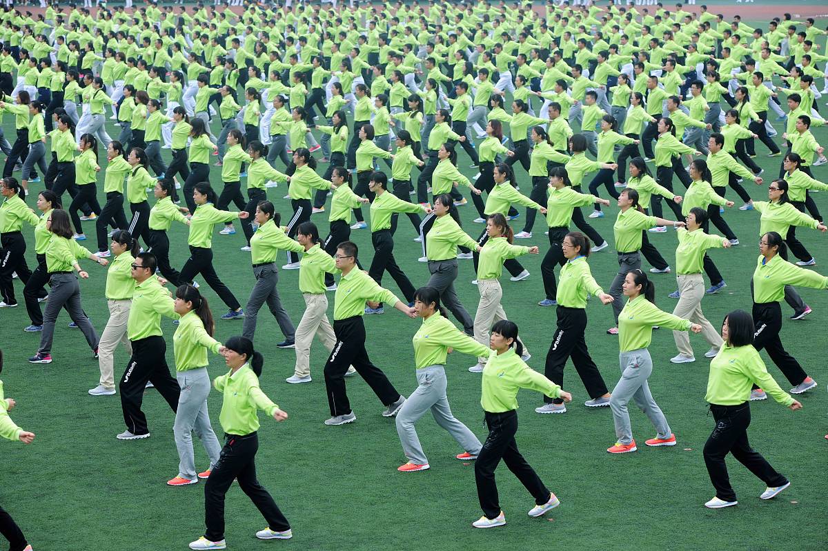 银行每日晨报练习：提升员工身心健康和工作效率的有效方法