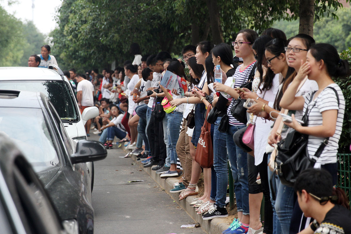 2015年9月<strong>8</strong>日,洛阳,《奔跑吧兄弟》第三季热拍.