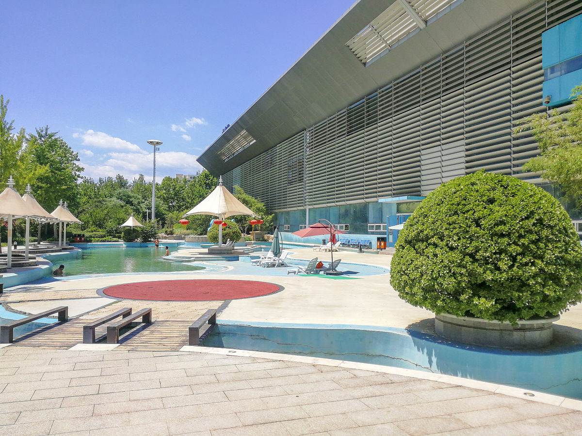 10 万元创业好项目：电商、餐饮、手工艺、教育、宠物服务等