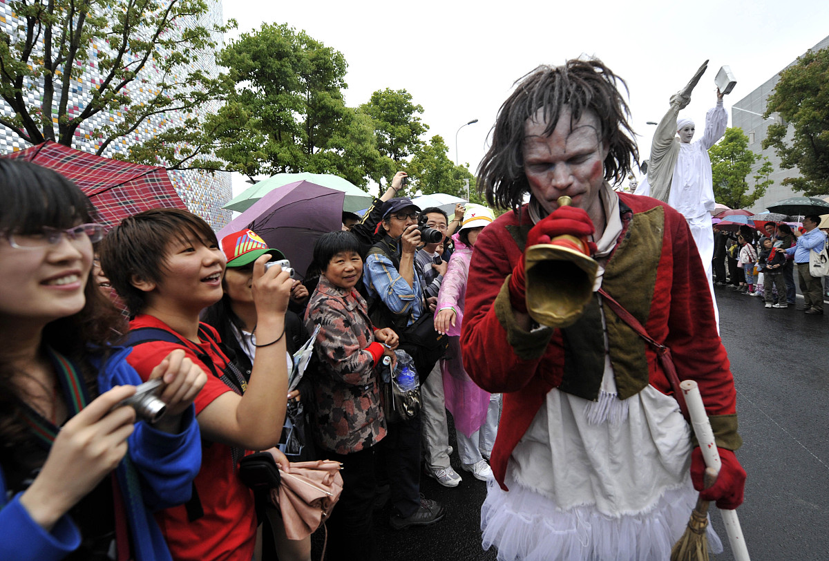 2010年5月9日,上海,世博园区欧盟馆为庆祝"欧洲日"举行一系列庆祝活动