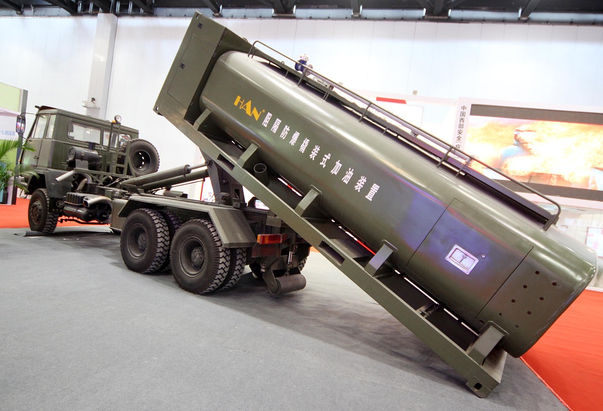 防爆密闭应急灯：保障爆炸危险环境照明安全