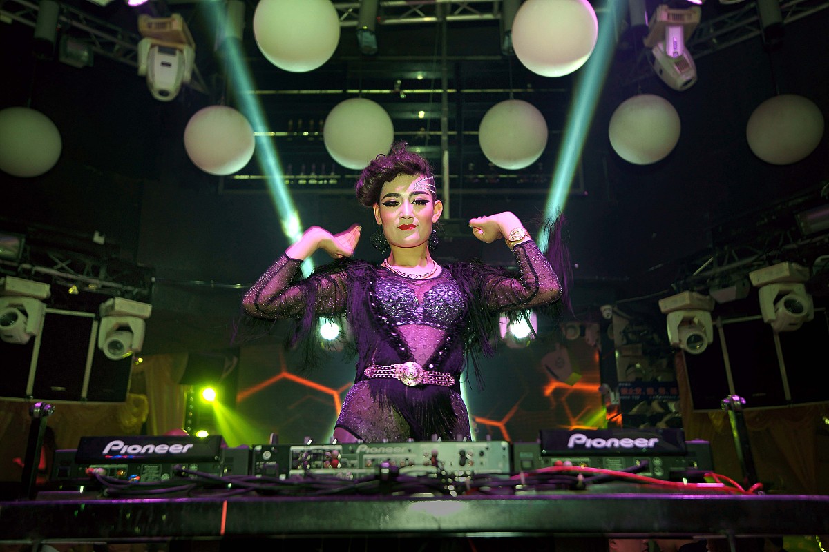 深度好文：开篇即爆点，带您探索…