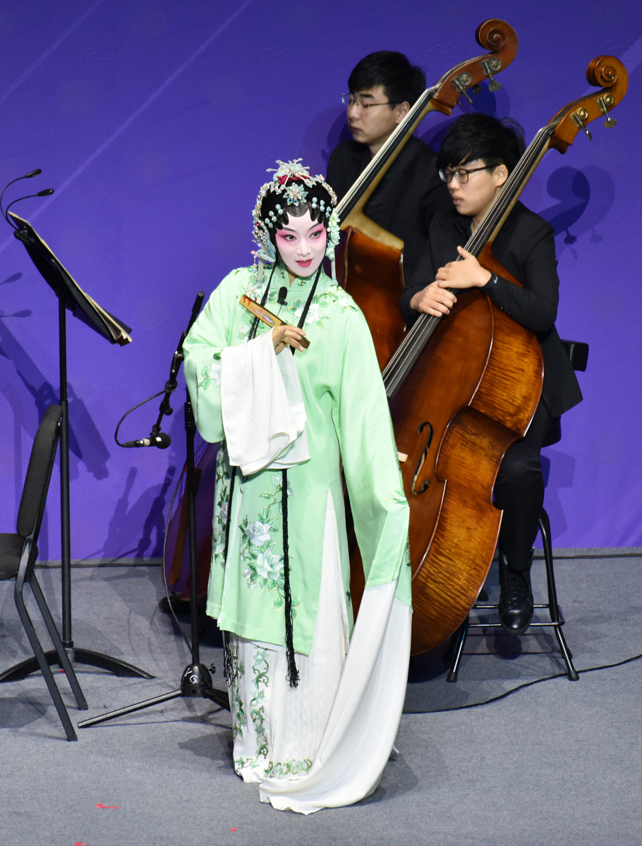 2018年9月12日,江苏苏州,苏州奥体中心体育馆,18/19赛季首届冰壶世界